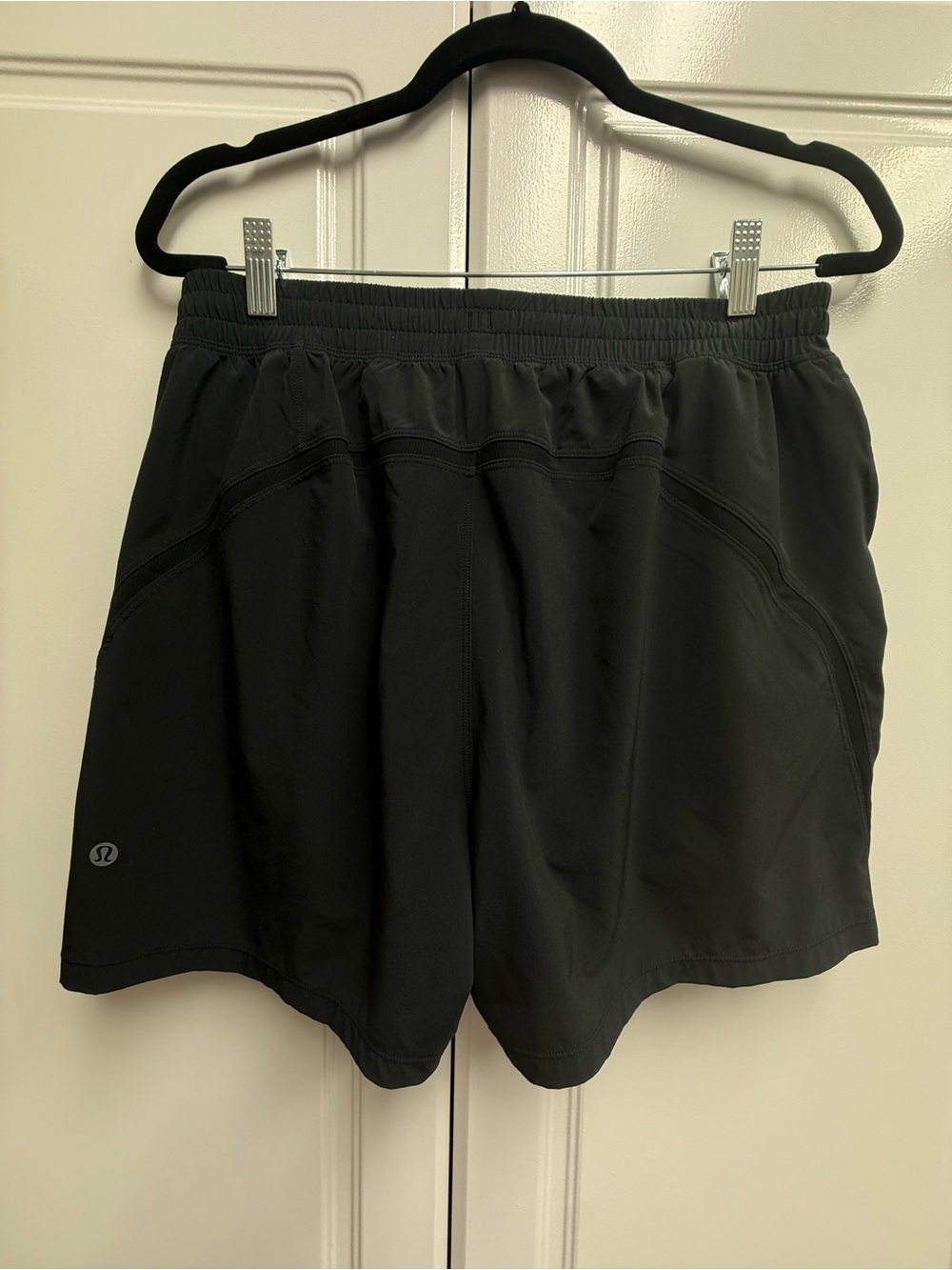 Lululemon Black Women's Active Shorts - Lightweight Athletic Short - Picture 4 of 4